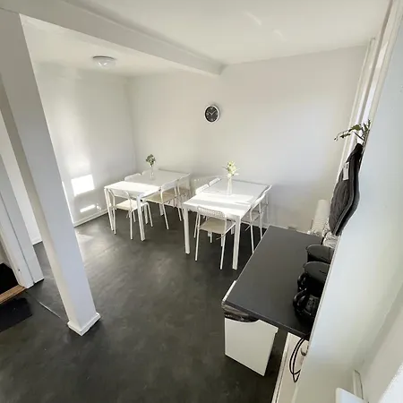 Large Double With Free Parking